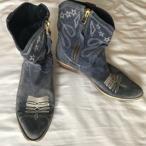 Blue Suede Cowboy Booties!